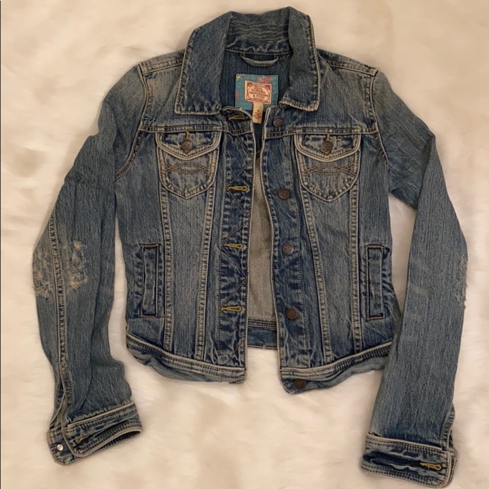 Abercrombie & Fitch jean jacket